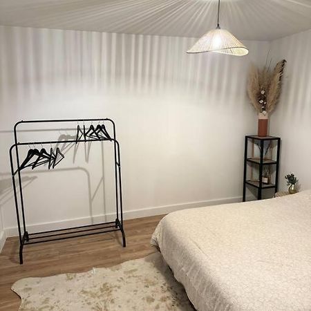 Appartement Eloi - 1 Chambre Mont-de-Marsan Bagian luar foto