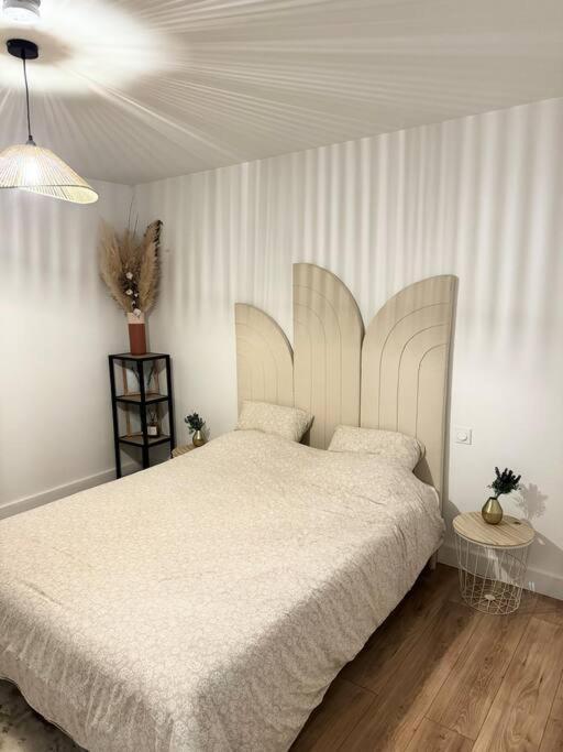 Appartement Eloi - 1 Chambre Mont-de-Marsan Bagian luar foto